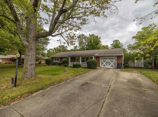 5100 S Breezewood Dr, Muncie, IN