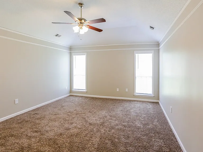 6743 Hare Run Ln — Photo 8