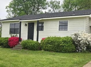 206 Cooper St, Lindale, TX 75771
