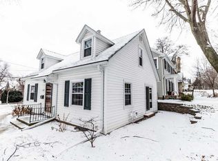 729 W Oak St, West Bend, WI 53095