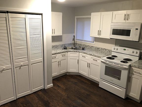 2nd image of 623 Denison Ave