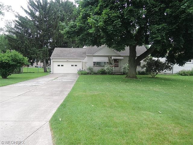 1st image of 3882 Huntmere Ave