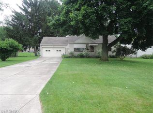 3882 Huntmere Ave, Youngstown, OH