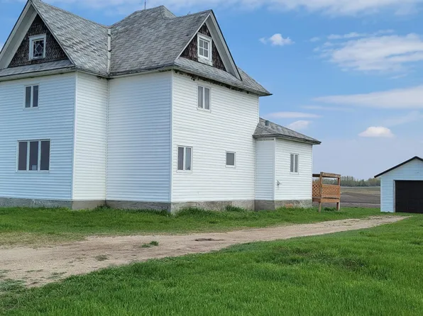 7590 80th Ave NE, Starkweather, ND 58377