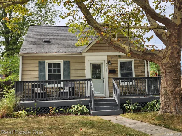 3659 Ellwood Ave, Berkley, MI 48072