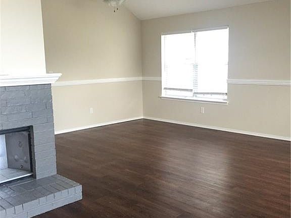 4th image of 1217 Arthur Ct