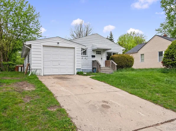 665 Stirling St, Pontiac, MI 48340