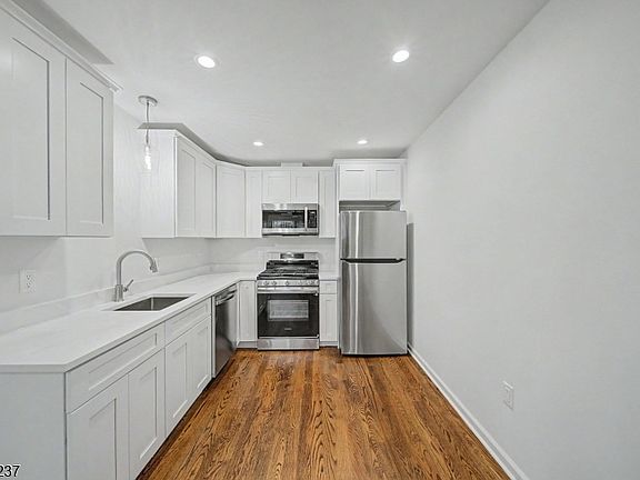 3rd image of 703 Boonton Ave #703