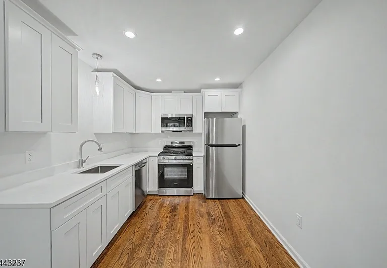 703 Boonton Ave #703 — Photo 3