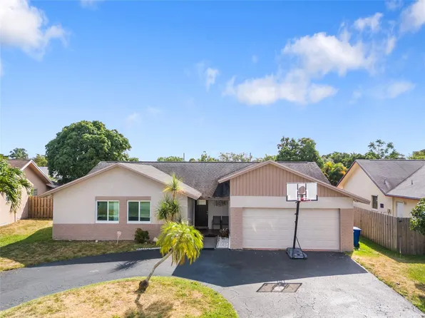 9125 NW 48th Street, Sunrise, FL 33351