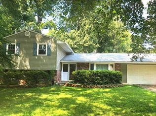 1010 Mountfort Ct SW, Vienna, VA 22180