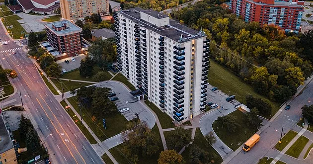 3000 Dufferin St — Photo 22