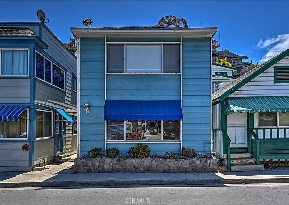 1st image of 210 Claressa Ave