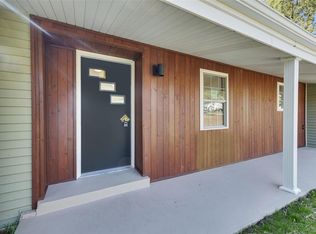 233 Horseshoe Dr, Saint Louis, MO