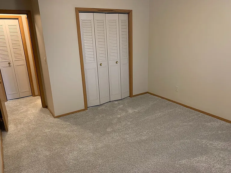 Indian Village Apartments — Photo 8