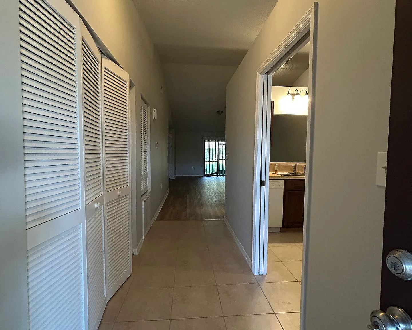 Beautiful & Well Maintained Brick Duplex in the heart of Melbourne Village! — Photo 4