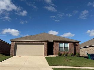 9617 Laredo Ln, Yukon, OK 73099