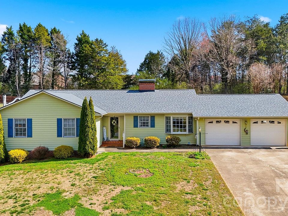 1st image of 916 Plantation Dr