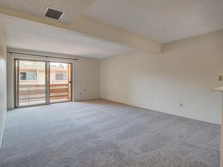 4012 Valeta St #302 — Photo 4
