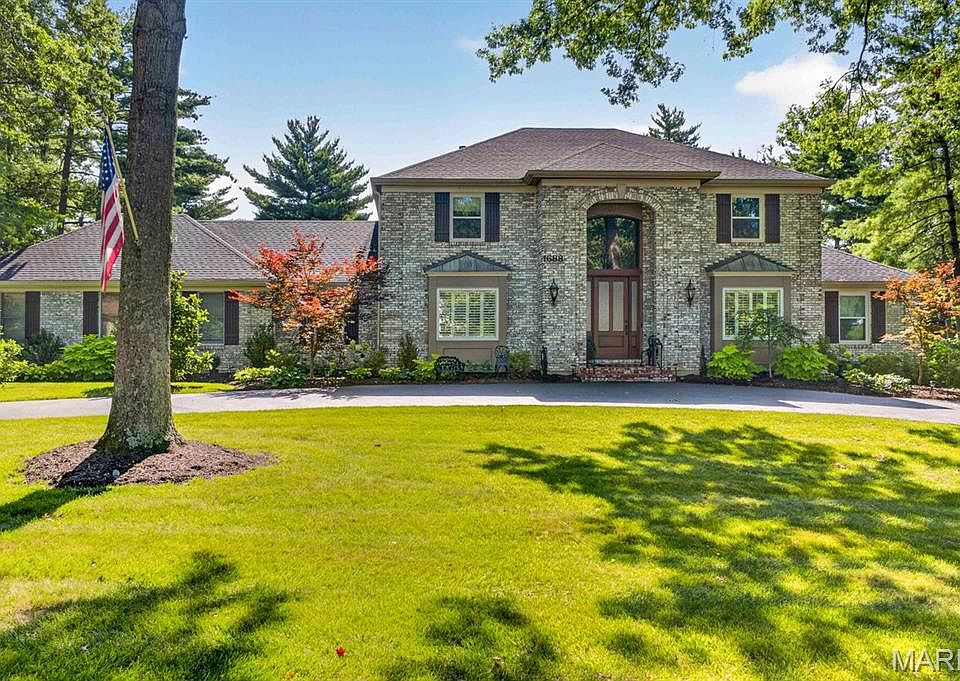1st image of 1688 Frontenac Woods Ln