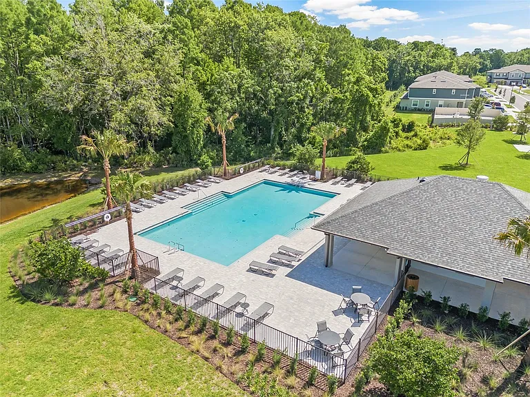 11070 Crescent Deer Dr — Photo 1