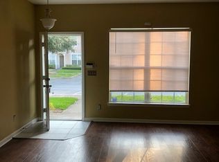 3555 Twisted Tree Ln, Jacksonville, FL 32216