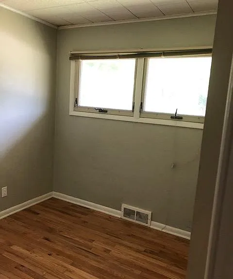 801 S Eastside Dr — Photo 11