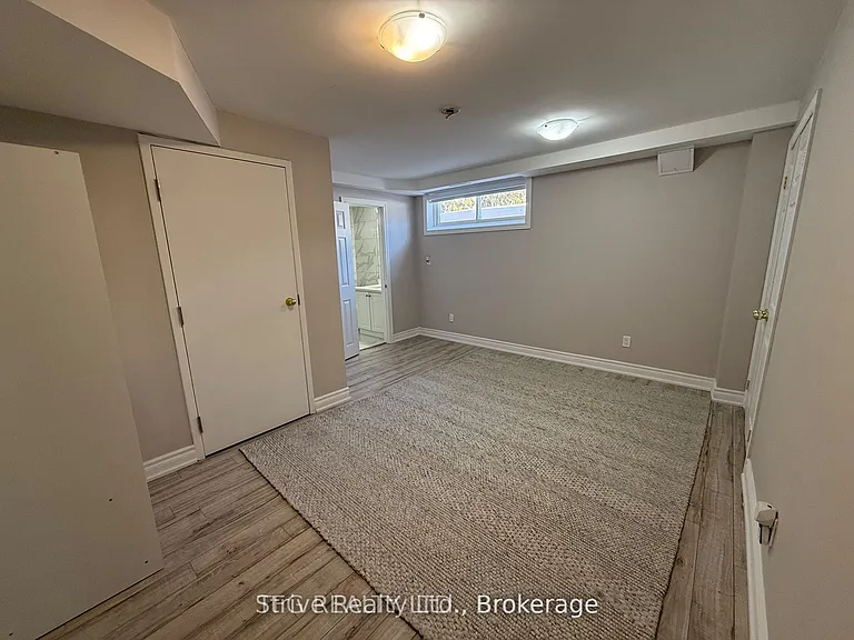 417 Henry St #LOWER — Photo 2