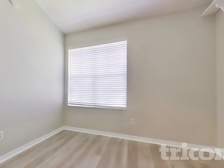 110 Yorktown Pl — Photo 12
