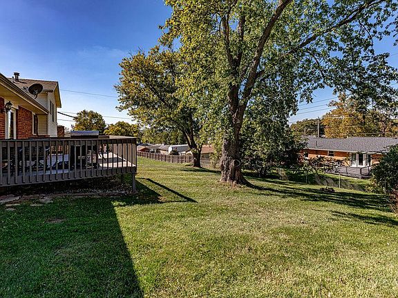 5th image of 2440 Salvatore Pl