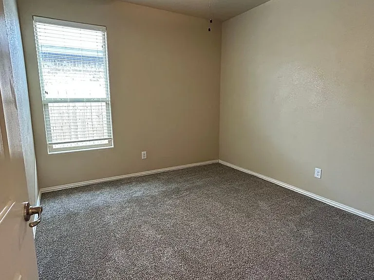 6917 Brooks Ranch Rd — Photo 9