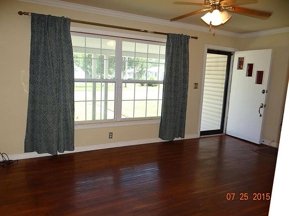 5th image of 1304 Fairview Ave