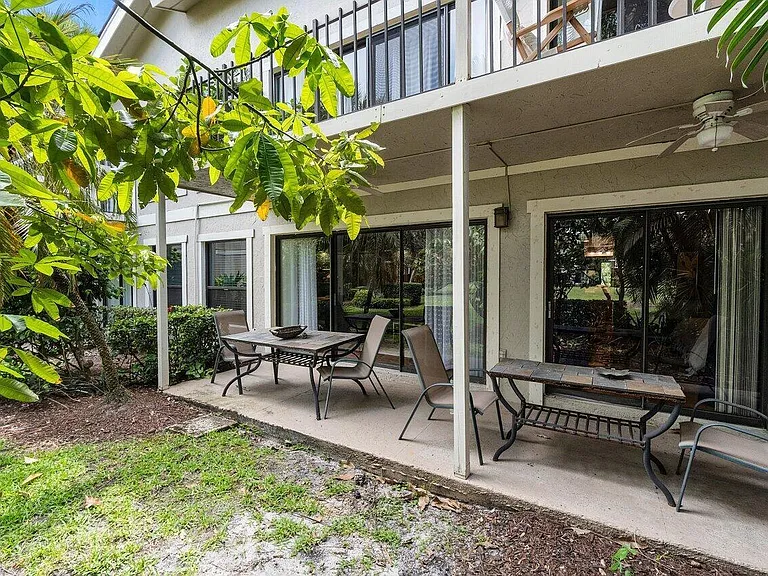 11863 Wimbledon Cir #406 — Photo 7