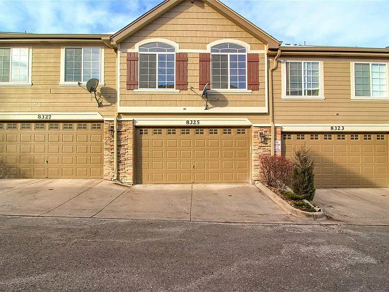 8325 Stonybridge Cir — Photo 8