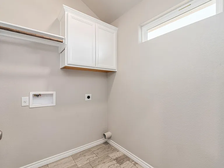 3185 Normandy Way — Photo 14