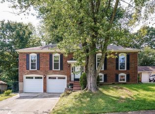 12404 Brookgreen Dr, Middletown, KY 40243