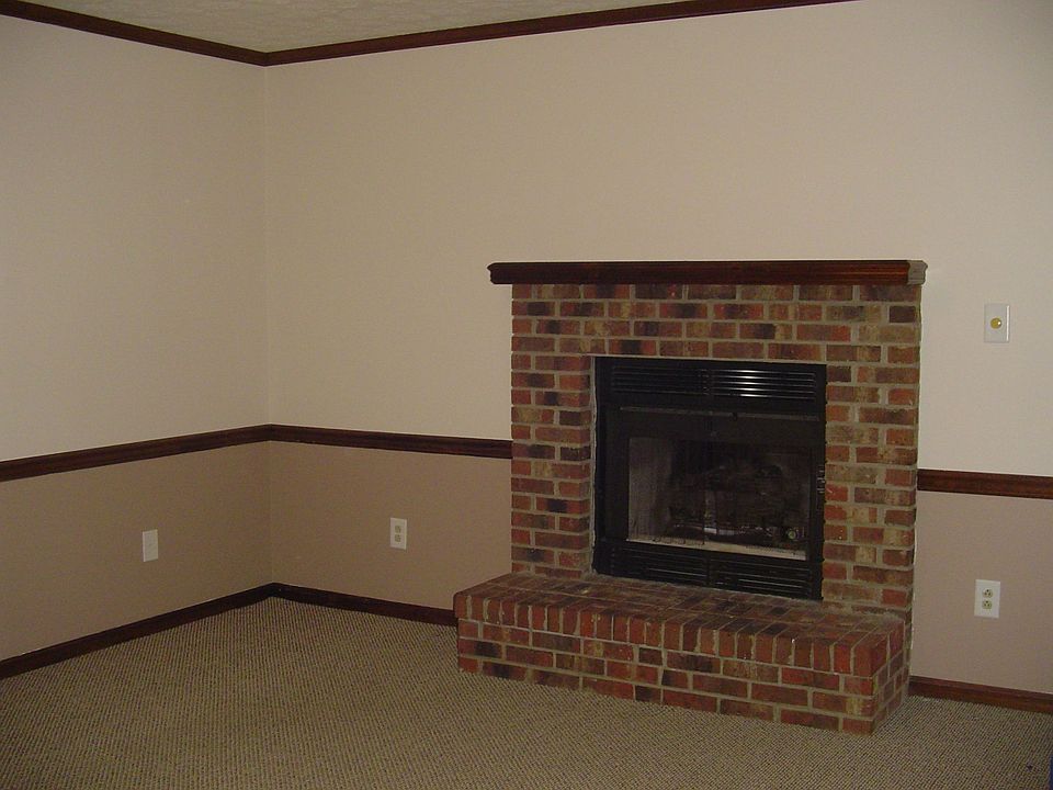 2nd image of 410 Swiss Rd
