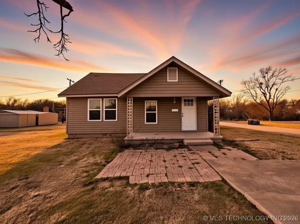 403 S Cimarron Ave, Drumright, OK 74030