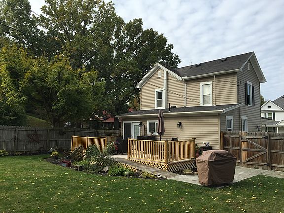 2nd image of 442 S 5th St