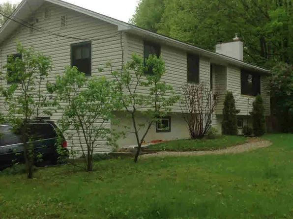14073 State Route 22, Clemons, NY 12819