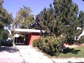 1st image of 555 N Parkway Ave