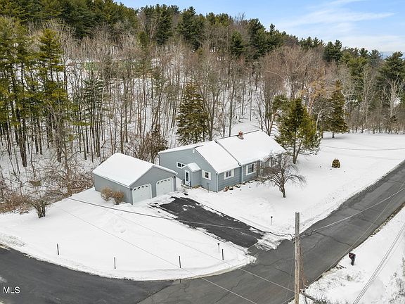 2nd image of 92 Helderhill Road