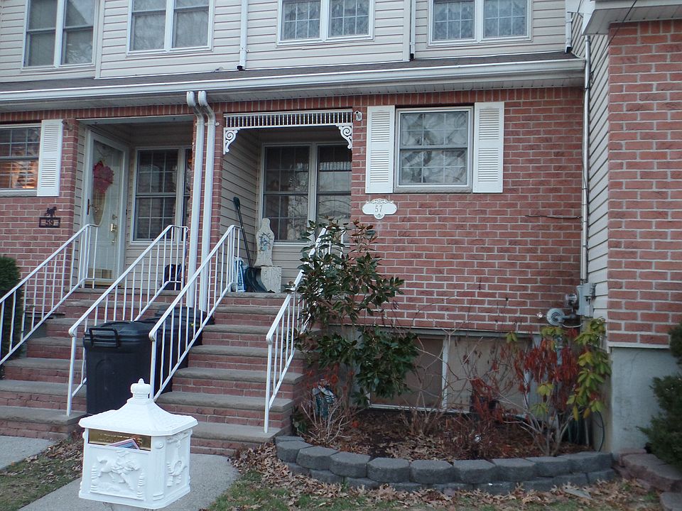 1st image of 57 Mildred Ave