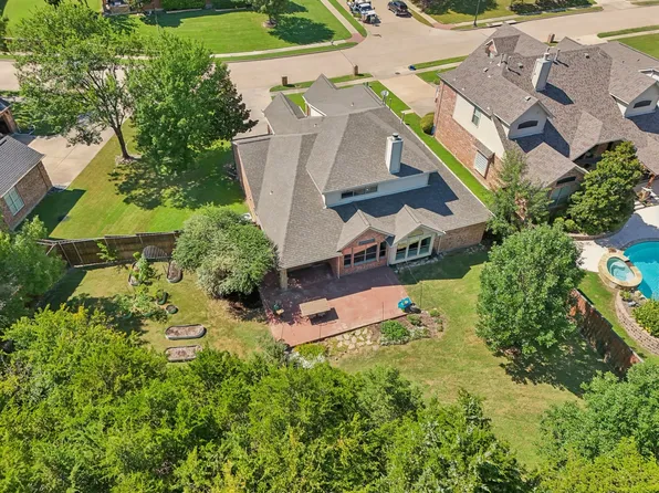 2105 Lake Forest Dr, Rockwall, TX 75087