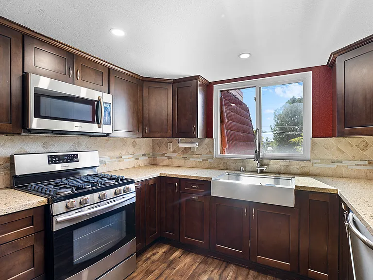2853 N Palm Ave #2 — Photo 9