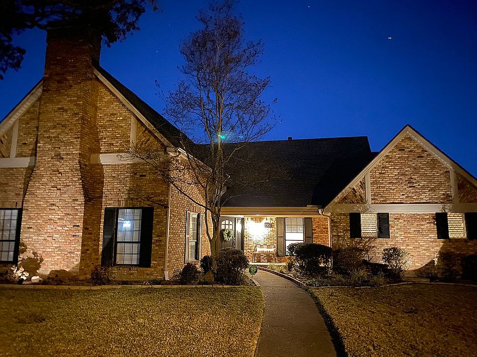 1st image of 1701 Lake Side Ln