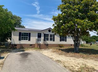 2671 Driftwood Dr, Fayetteville, NC 28306