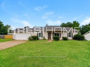 66 Canterbury Dr, Grantville, GA 30220