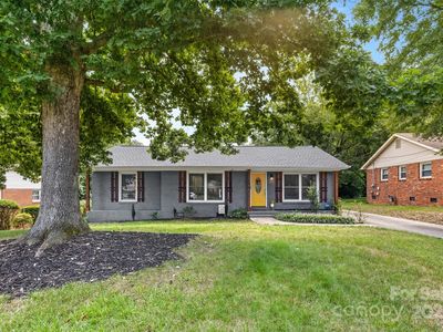 1901 Crestdale Dr, Charlotte, NC, 28216
