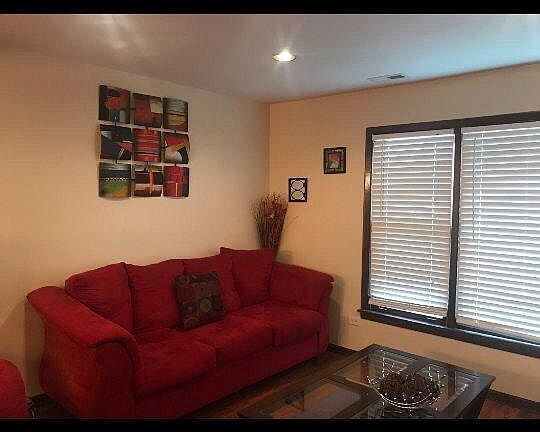 4th image of 292 Crandon Ave